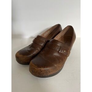 Dansko The Walking Company Brown Leather Clogs Women’s Size 38